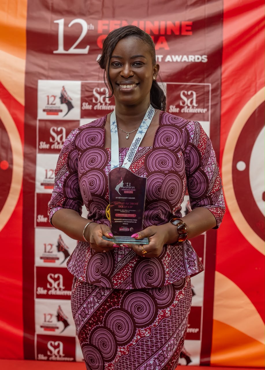 Women empowerment: Dorcas Beeko Mangesi honoured for excellence in HR outsourcing at Feminine Ghana Achievement Awards